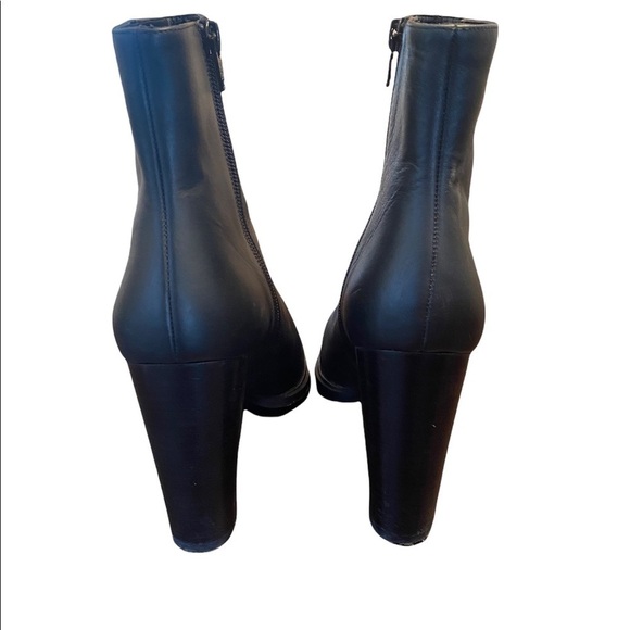 VINCE black leather booties - Picture 3 of 6